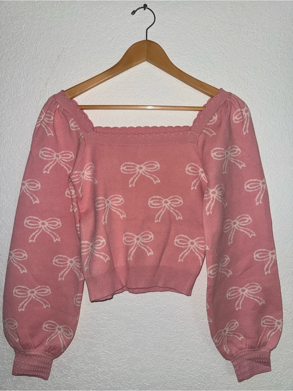 Pink Bow Pattern Square-Neck Sweater - Picture 2 of 2